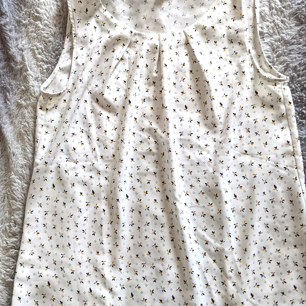 Loft sleeveless white top xs